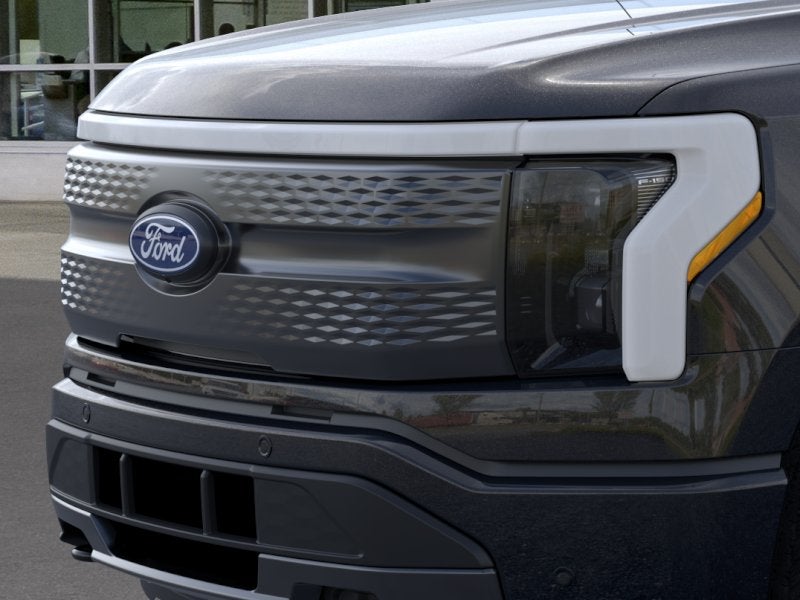2025 Ford F-150 Lightning Flash - Photo 17