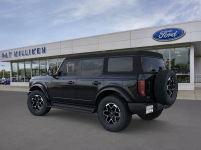 2026 Ford Bronco Outer Banks