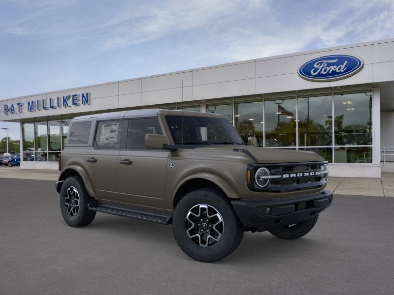 2026 Ford Bronco Outer Banks