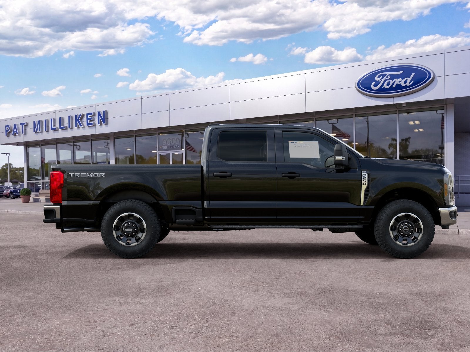 2027 Ford F-250SD XLT