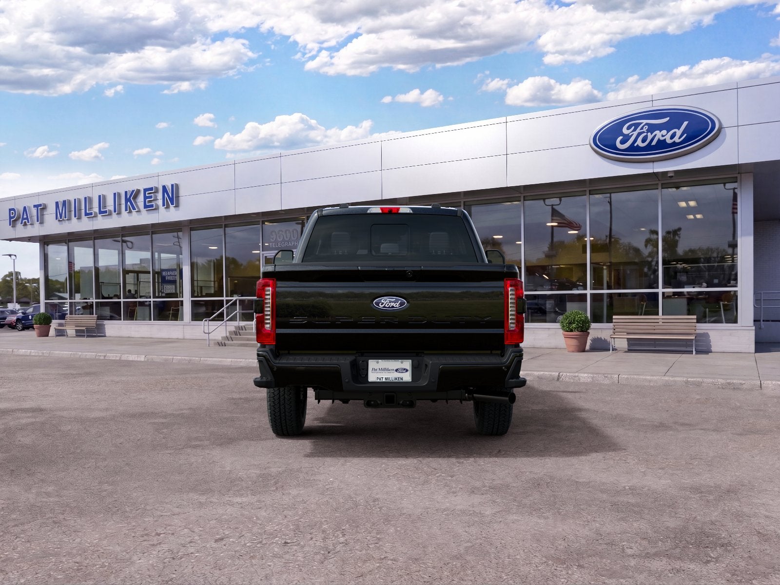 2027 Ford F-350SD XLT