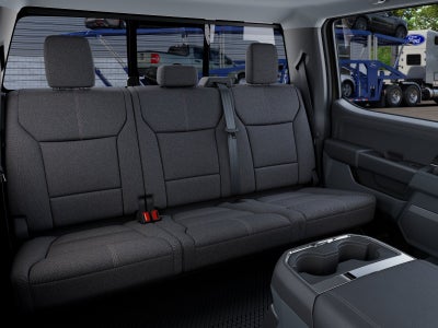 2027 Ford Super Duty F-350® XLT