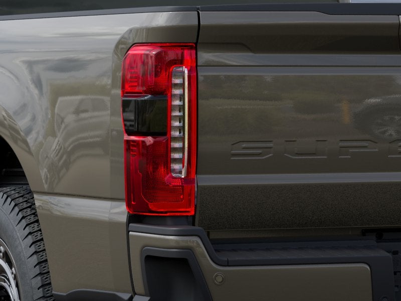 2027 Ford Super Duty F-350® XLT