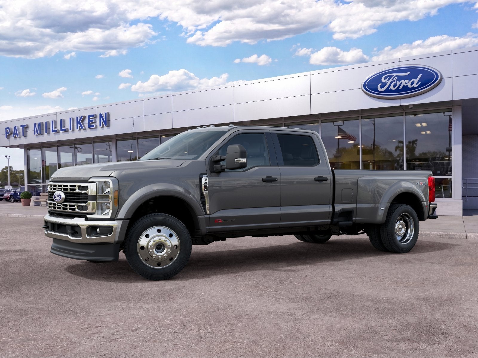 2027 Ford F-450 Super Duty XLT