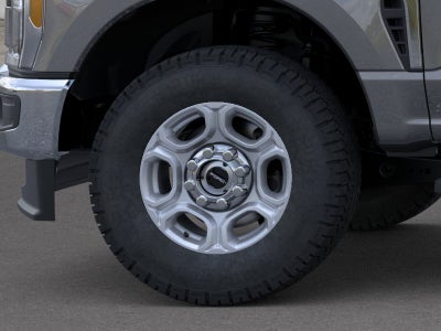 2026 Ford Super Duty F-350® XLT