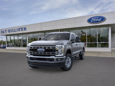 2026 Ford Super Duty F-350® XLT