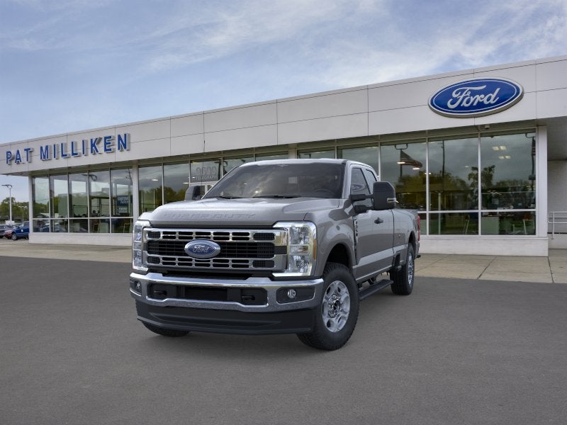 2026 Ford Super Duty F-350® XLT