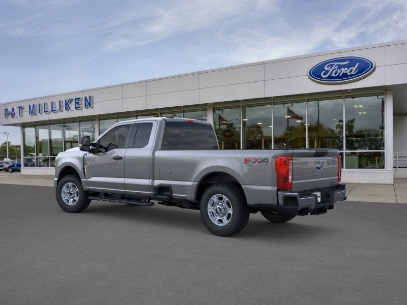 2026 Ford Super Duty F-350® XLT
