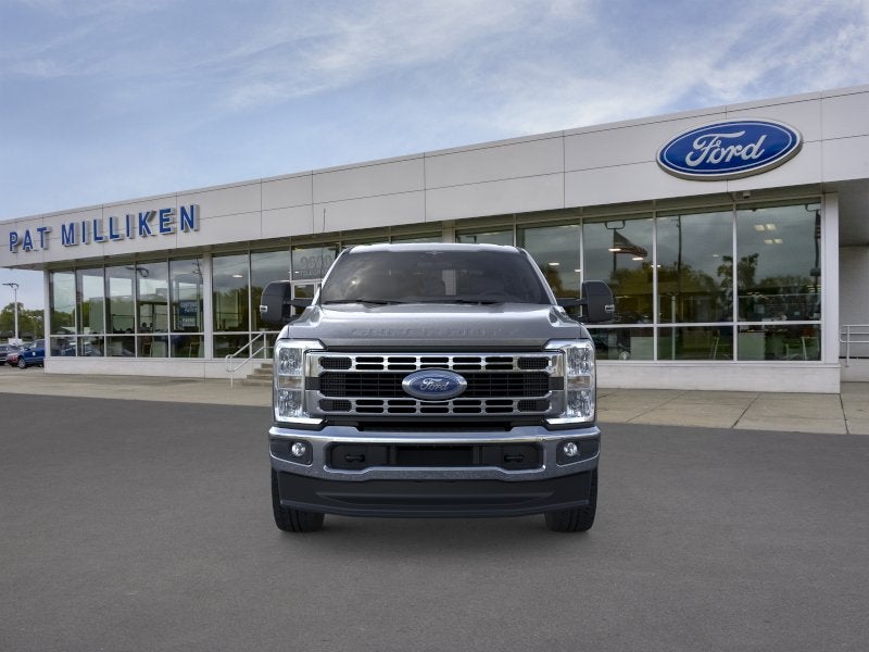 2026 Ford Super Duty F-350® XLT