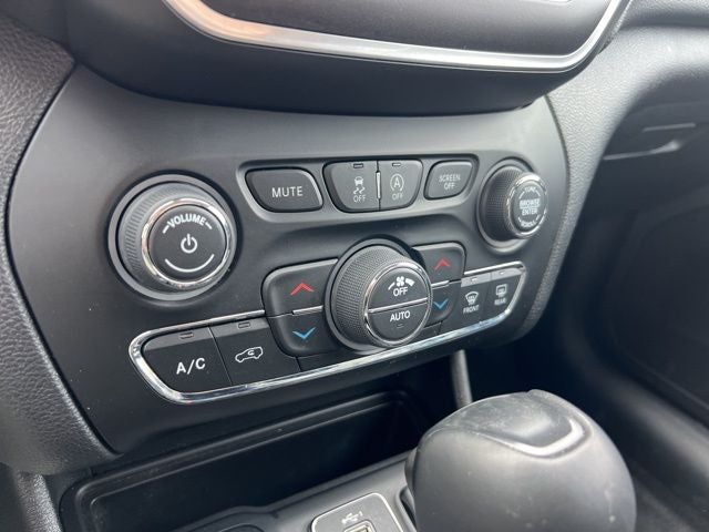 2020 Jeep Cherokee Trailhawk