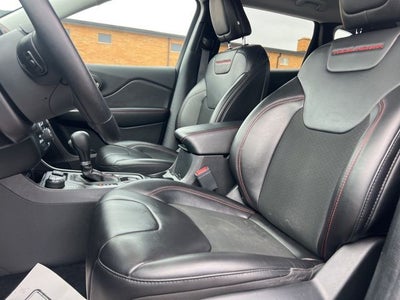 2020 Jeep Cherokee Trailhawk