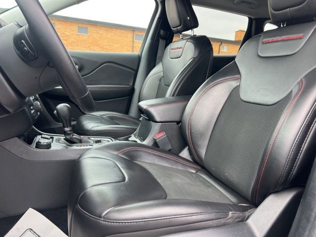 2020 Jeep Cherokee Trailhawk