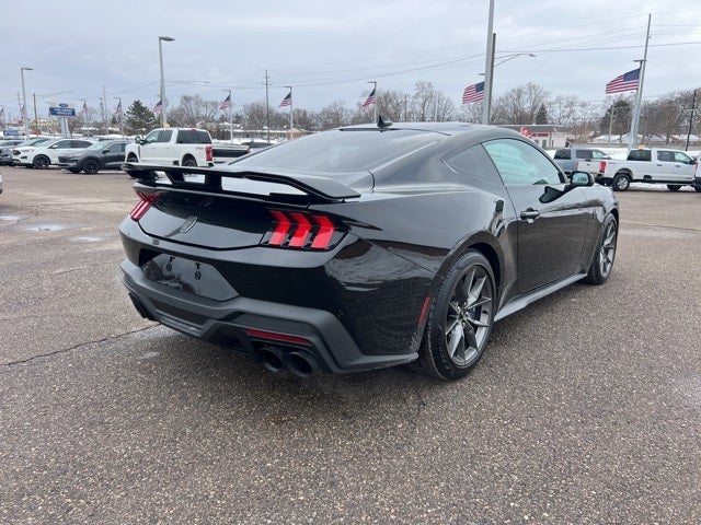 2024 Ford Mustang Dark Horse