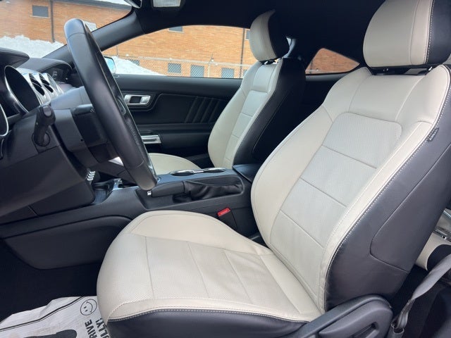 2022 Ford Mustang EcoBoost Premium