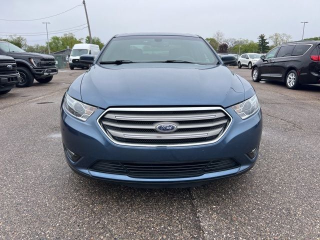 2018 Ford Taurus SEL