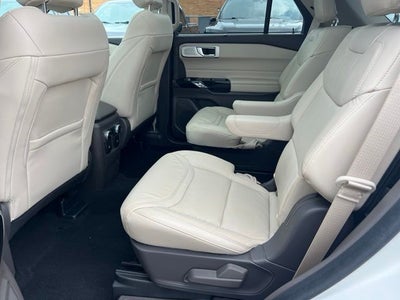 2023 Ford Explorer Platinum