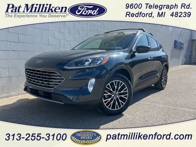 2022 Ford Escape Plug-In Hybrid Titanium