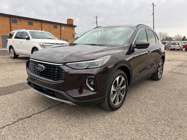 2023 Ford Escape Platinum