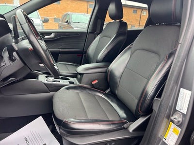 2023 Ford Escape ST-Line Select