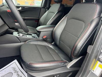 2023 Ford Escape ST-Line Select