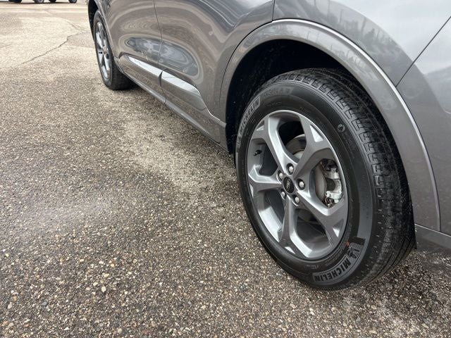 2023 Ford Escape Hybrid ST-Line Select