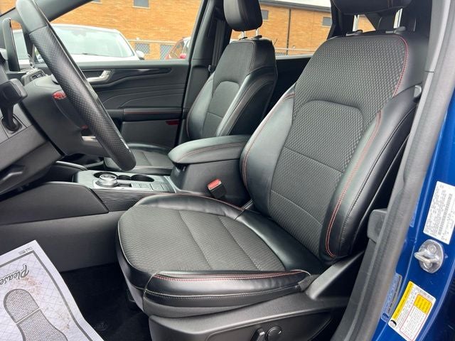 2023 Ford Escape Hybrid ST-Line Select