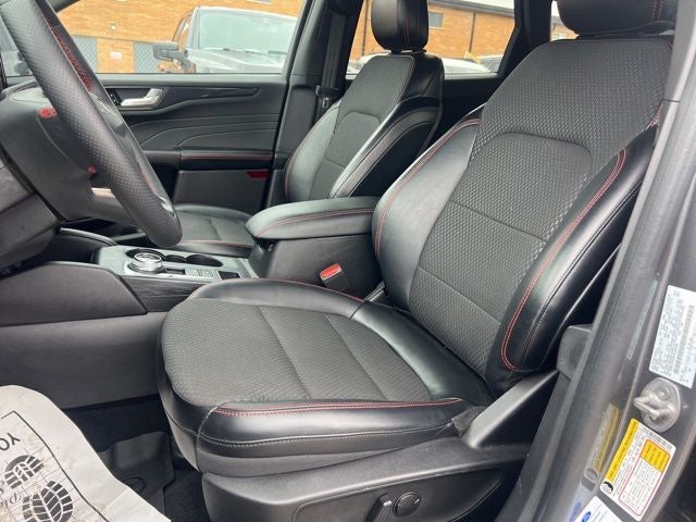 2023 Ford Escape Hybrid ST-Line Select