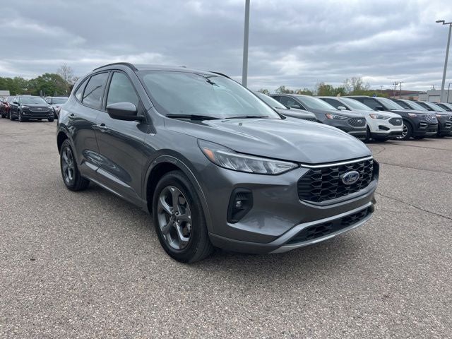 2023 Ford Escape Hybrid ST-Line Select