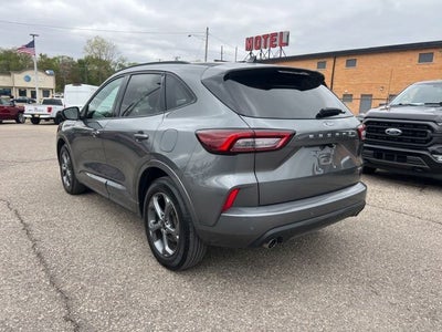 2023 Ford Escape Hybrid ST-Line Select