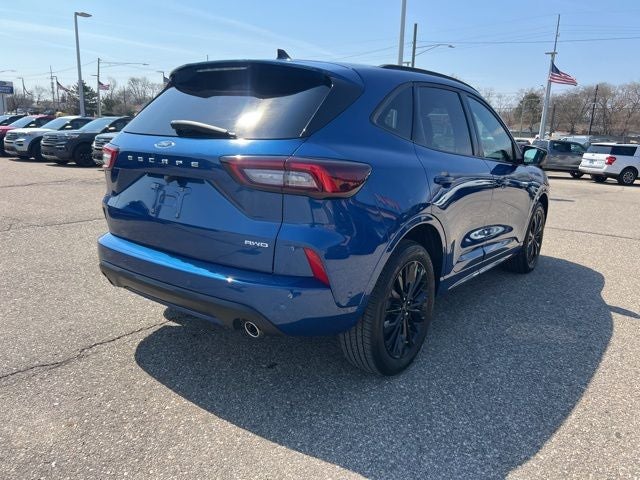 2023 Ford Escape ST-Line Elite