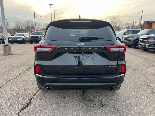 2023 Ford Escape ST-Line Elite