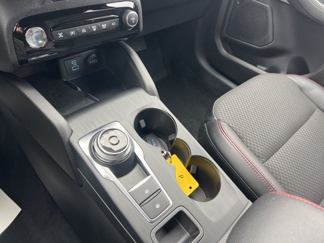 2023 Ford Escape ST-Line Elite