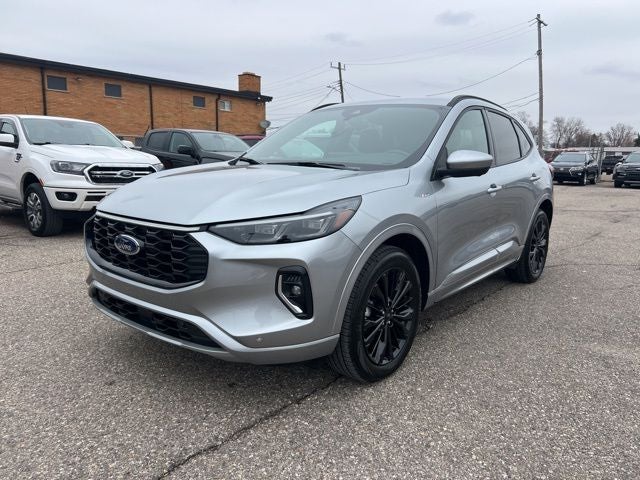 2023 Ford Escape ST-Line Elite