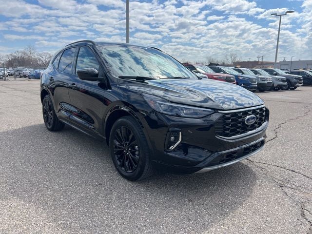 2023 Ford Escape ST-Line Elite