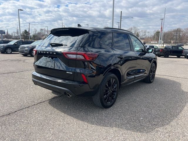 2023 Ford Escape ST-Line Elite
