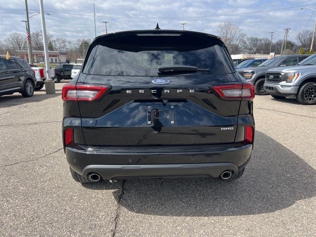 2023 Ford Escape ST-Line Elite