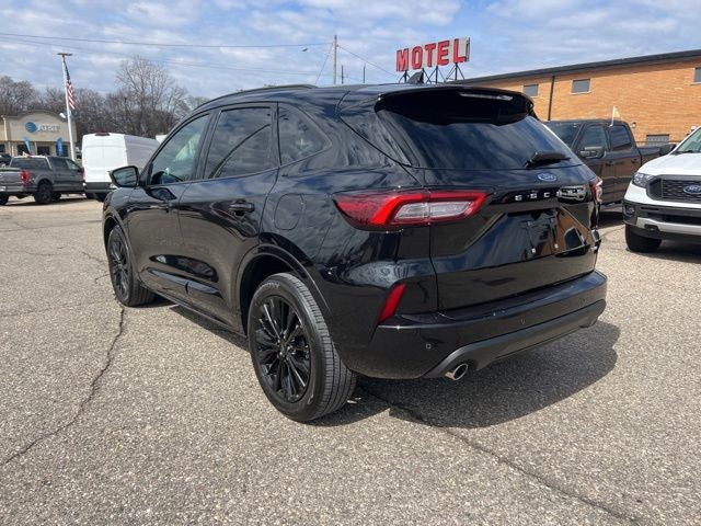 2023 Ford Escape ST-Line Elite