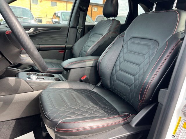 2024 Ford Escape ST-Line Elite
