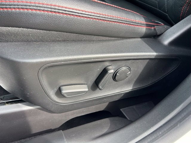 2024 Ford Escape ST-Line Elite