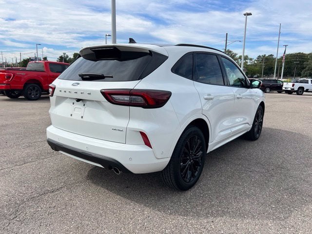 2024 Ford Escape ST-Line Elite
