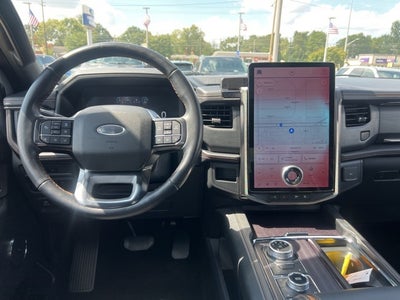 2022 Ford Expedition Platinum