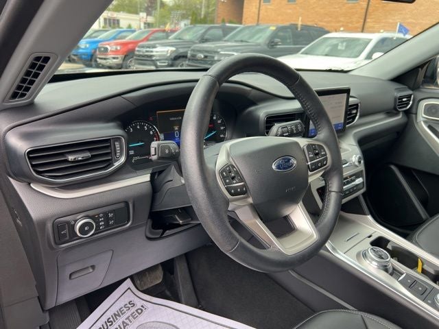 2024 Ford Explorer XLT