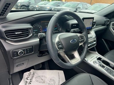 2024 Ford Explorer XLT