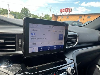 2024 Ford Explorer ST-Line
