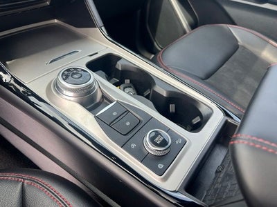 2024 Ford Explorer ST-Line