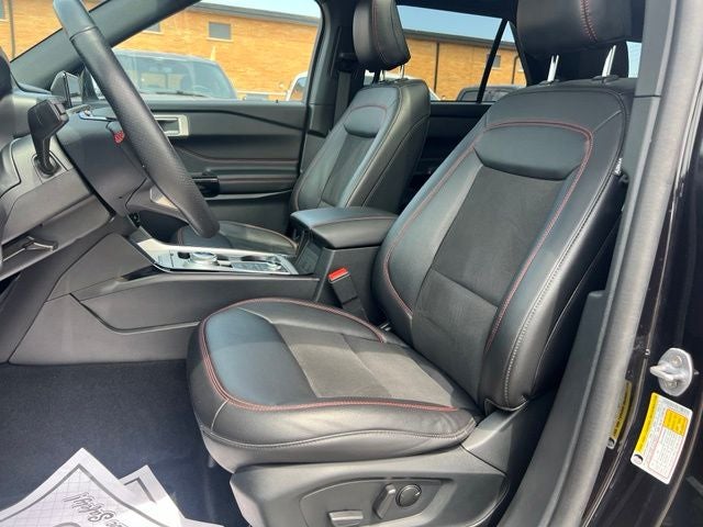2024 Ford Explorer ST-Line