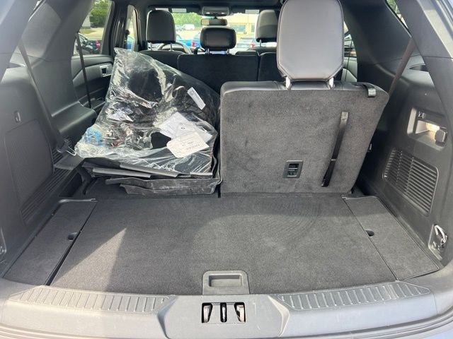 2024 Ford Explorer ST-Line