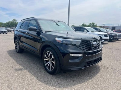 2024 Ford Explorer ST-Line