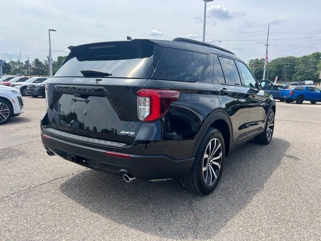 2024 Ford Explorer ST-Line