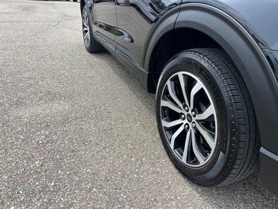 2024 Ford Explorer ST-Line